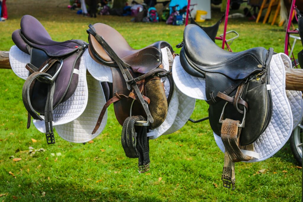 Horse Saddle Seat Sizes